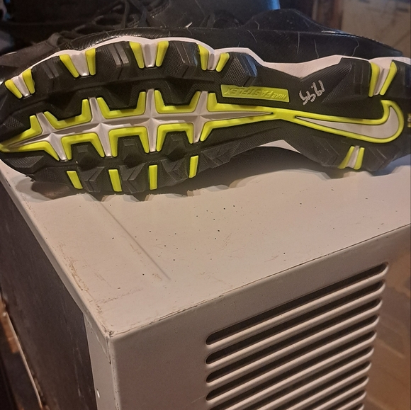 Nike alpha  cleats - Picture 5 of 6